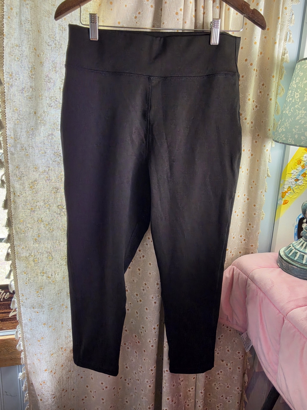 POP Fit Black Capri Leggings XL High Rise Side Pockets Activewear